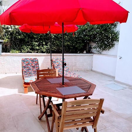 Garden Boutique Apartment El Faro Exterior photo